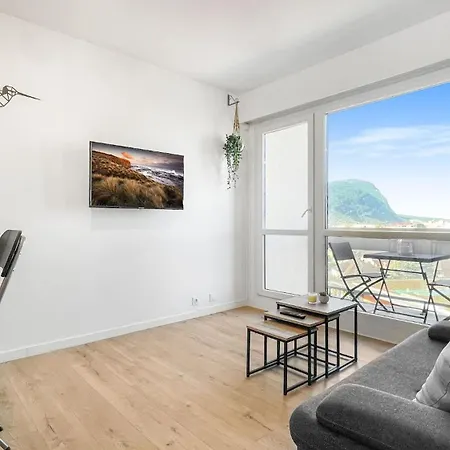 Homey Colibri - New / Free Parking/ Proche Gare / Aux Portes De Genevegeneve *