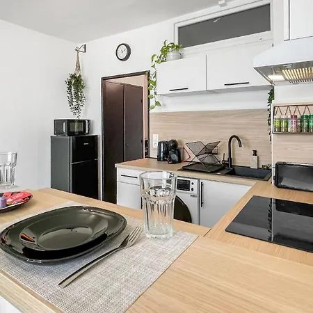 Apartamento Homey Colibri - New / Free Parking/ Proche Gare / Aux Portes De Genevegeneve *